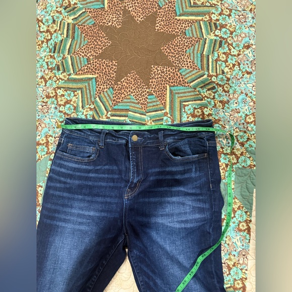 Flying monkey destroyed skinny 31 - Picture 8 of 10